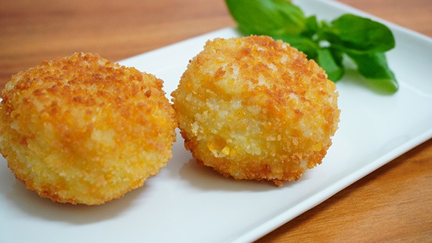 Bolas de arroz con bonito y mayonesa de soja